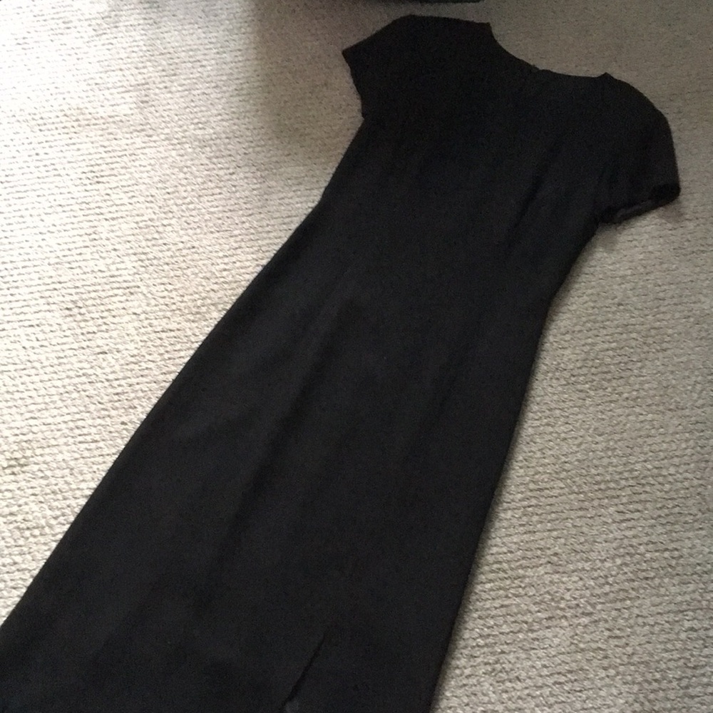Vintage Virgo II Long Black Maxi Dress with Slit and Padded Shoulders